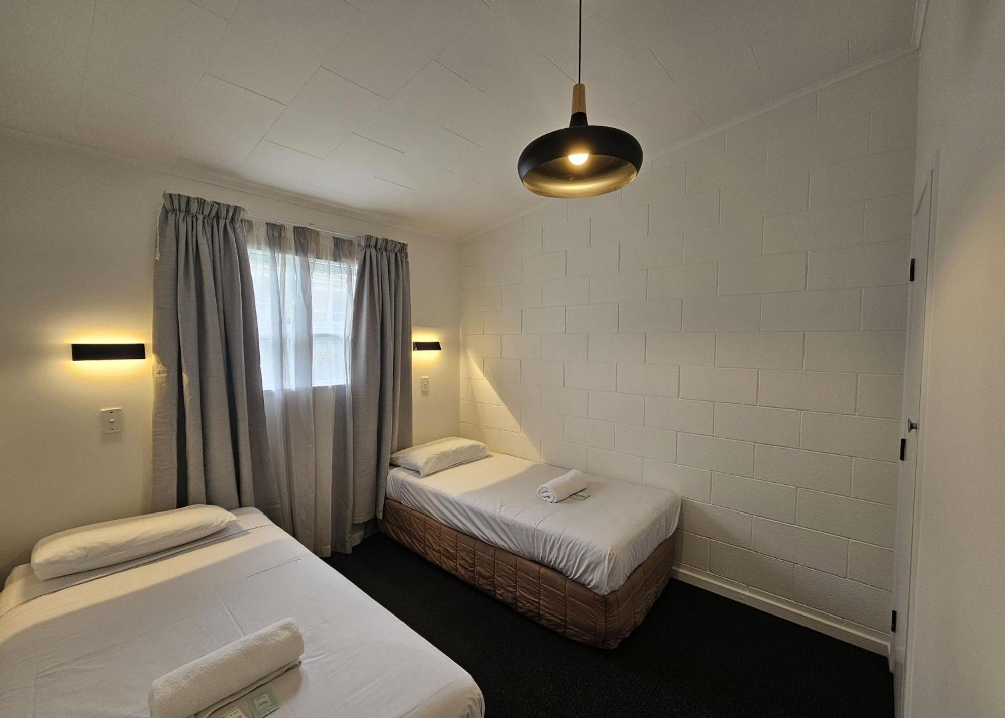 Frimley Lodge Motel Хейстингс Екстериор снимка