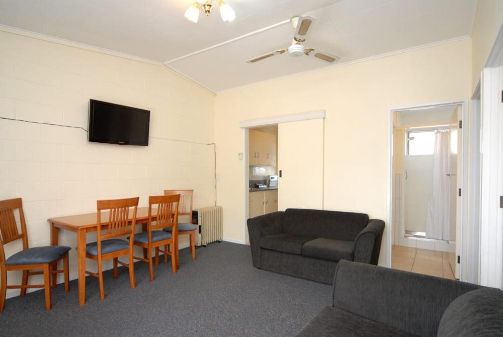 Frimley Lodge Motel Хейстингс Екстериор снимка