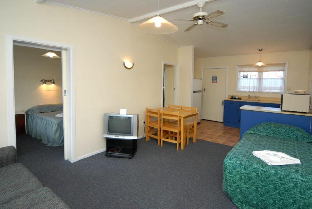 Frimley Lodge Motel Хейстингс Екстериор снимка